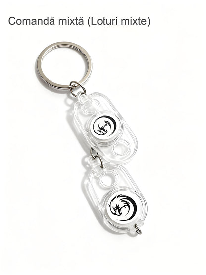 Cheie retractabilă multifuncțională pentru exterior, cu revenire controlată și fixare rapidă, previne pierderea și se atașează instant la rucsac sau încheietură.