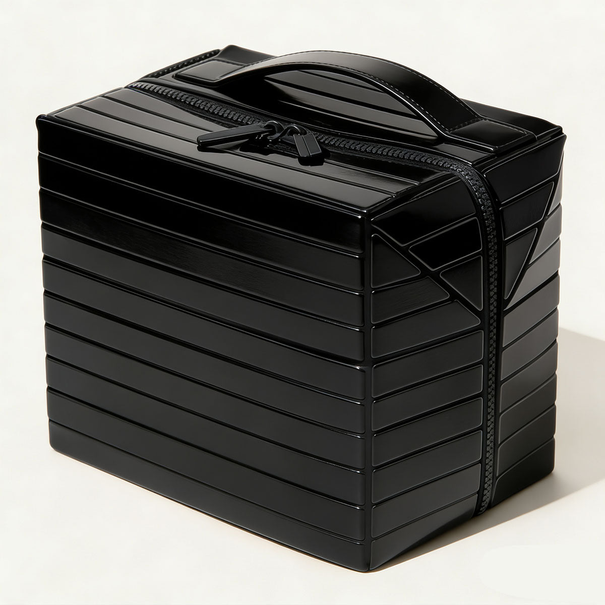 Nuevo neceser de viaje – Gran capacidad, con compartimentos para organizar productos de higiene, cosméticos y cuidados de la piel de forma práctica y ordenada. Ideal para llevar de viaje o para uso diario.