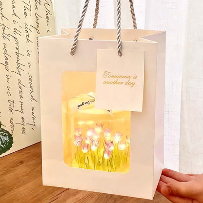 Nueva lámpara nocturna creativa en forma de tulipán, kit de materiales DIY hecho a mano, caja tipo pastel, lámpara ambiental con efecto de “mar de flores”, de aspecto romántico y elegante.